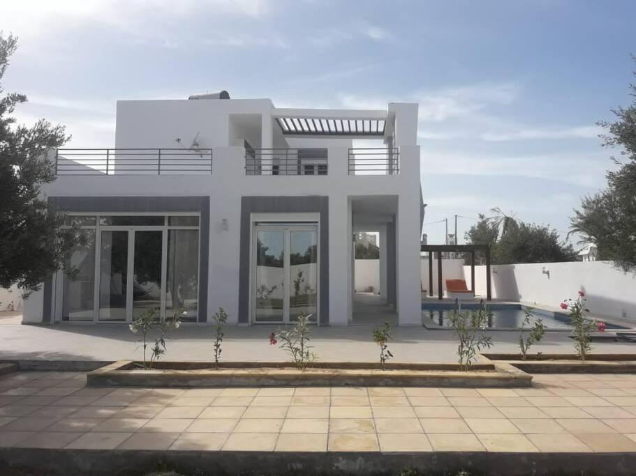 Magnifique Villa Avec Piscine Sur L'Ile De Djerba Pour Vacances Arkou Buitenkant foto