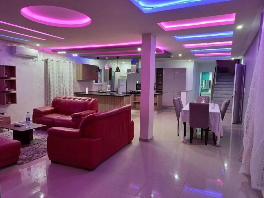 Magnifique Villa Avec Piscine Sur L'Ile De Djerba Pour Vacances Arkou Buitenkant foto
