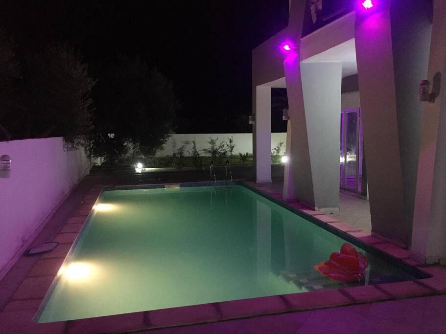 Magnifique Villa Avec Piscine Sur L'Ile De Djerba Pour Vacances Arkou Buitenkant foto